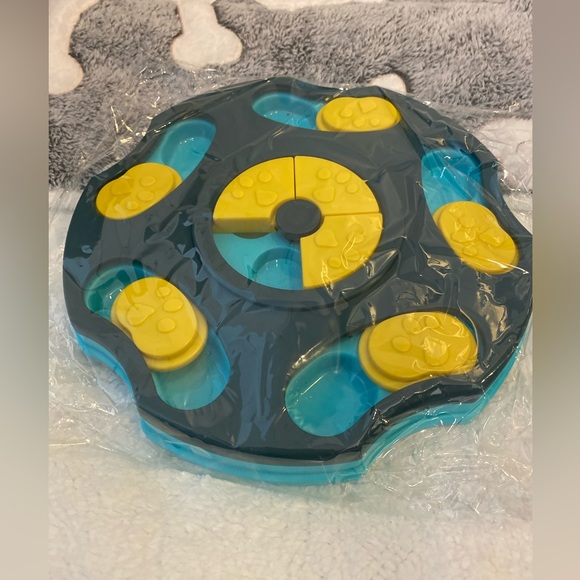 Interactive Pet Toy with Dog Treat Dispensing Features, New, Blue Yellow - Picture 4 of 5